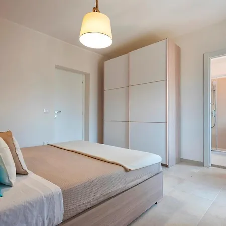 Sardinia Re - Casa Orchidea Apartment *